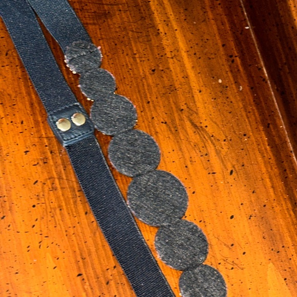 Elegant Blue and Black Women's Belts - Picture 7 of 12